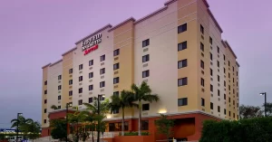 2-Fairfield Inn & Suites by Marriott Miami Airport South
